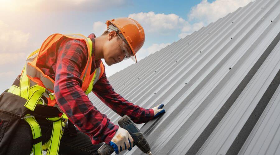 Professional Emergency Roof Repairs services in Le Roy, KS